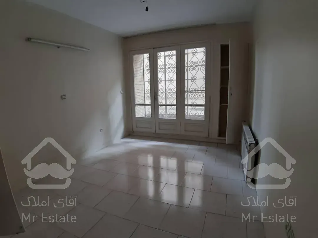 پاسداران 85 متری با سند اداری