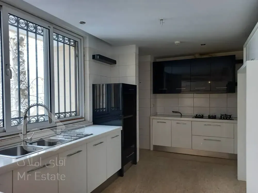 110 متر پاسداران