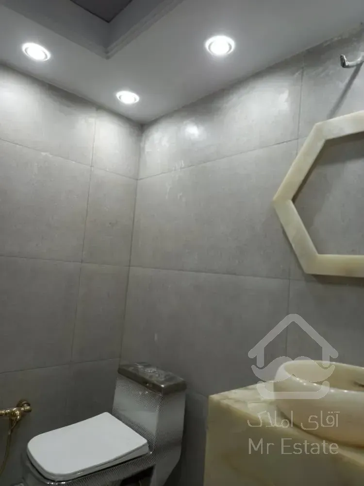 فروش 65 متر هروی