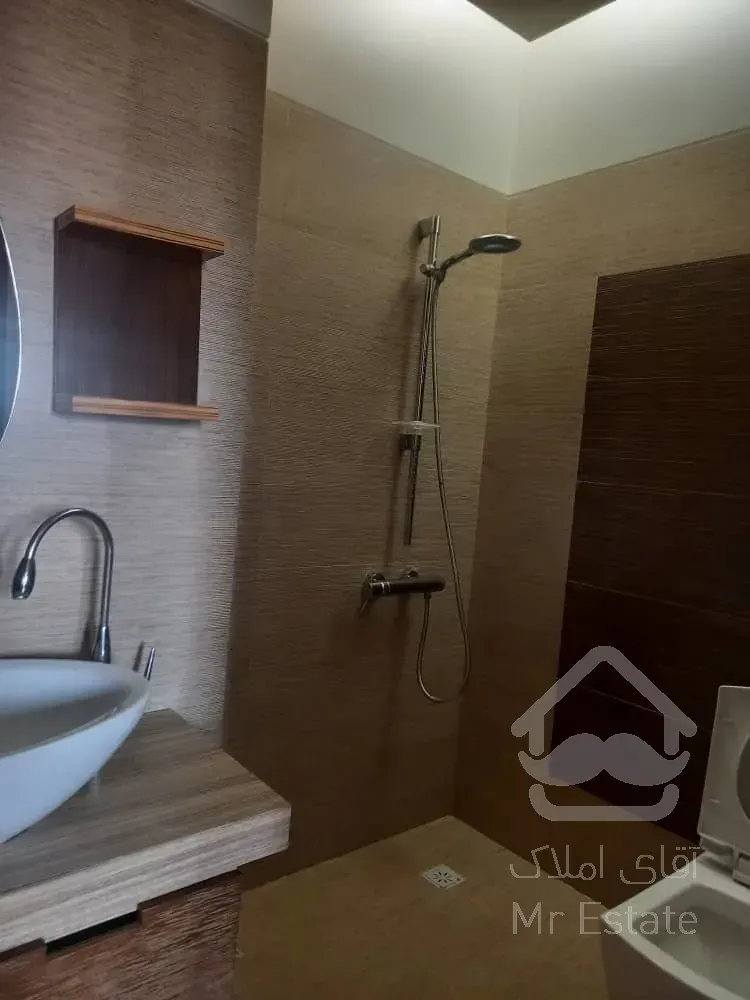 فروش 120 متر مسکونی پاسداران