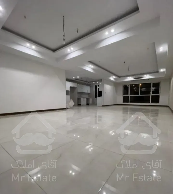 ۱۱۵ متر رونیکا پلاس پاسداران