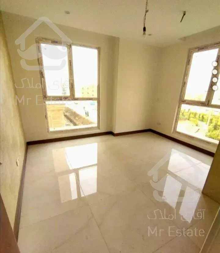 ۱۱۵ متر رونیکا پلاس پاسداران