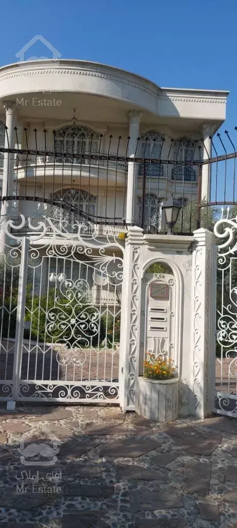 ۳۰۰متر ۴خوابه