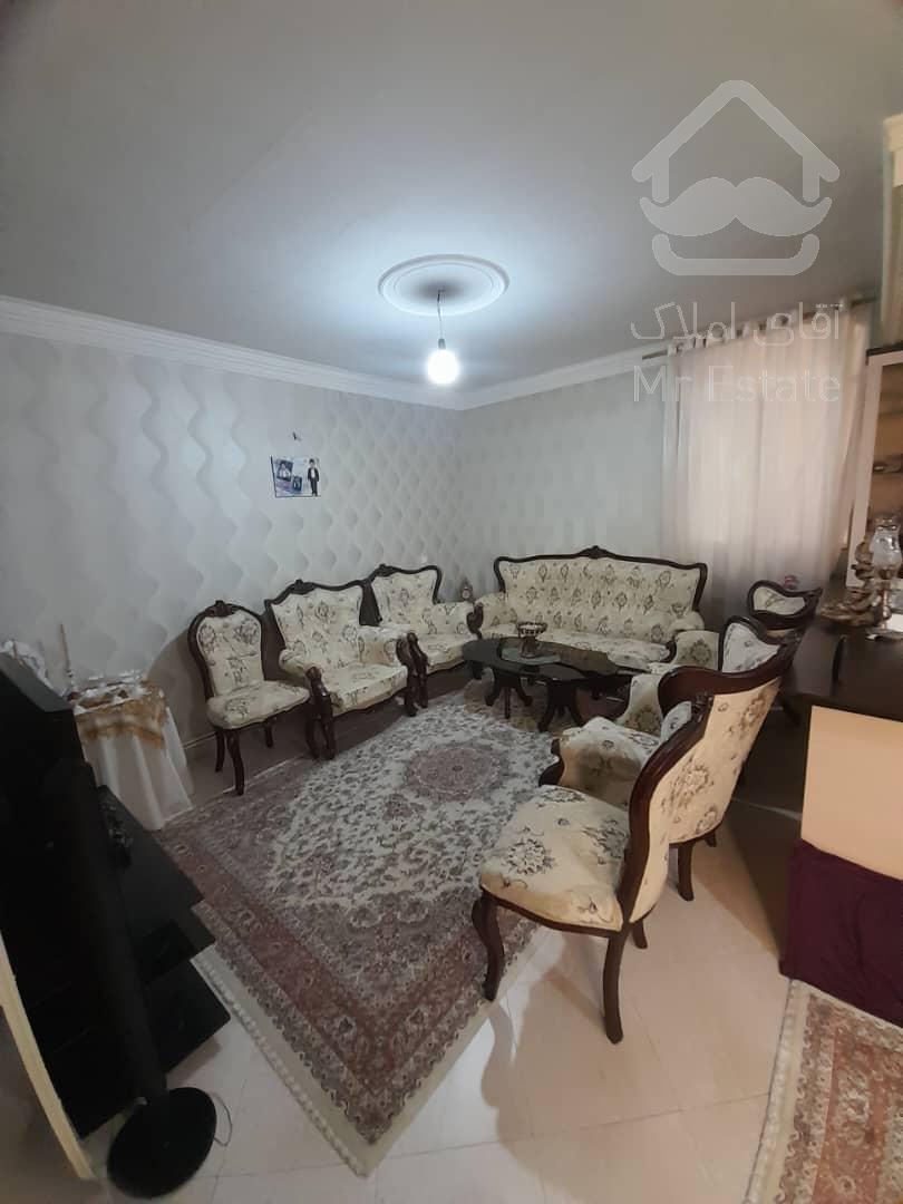 ۱۰۰ متر*خطی رو به جنوب*سالن پرده خور