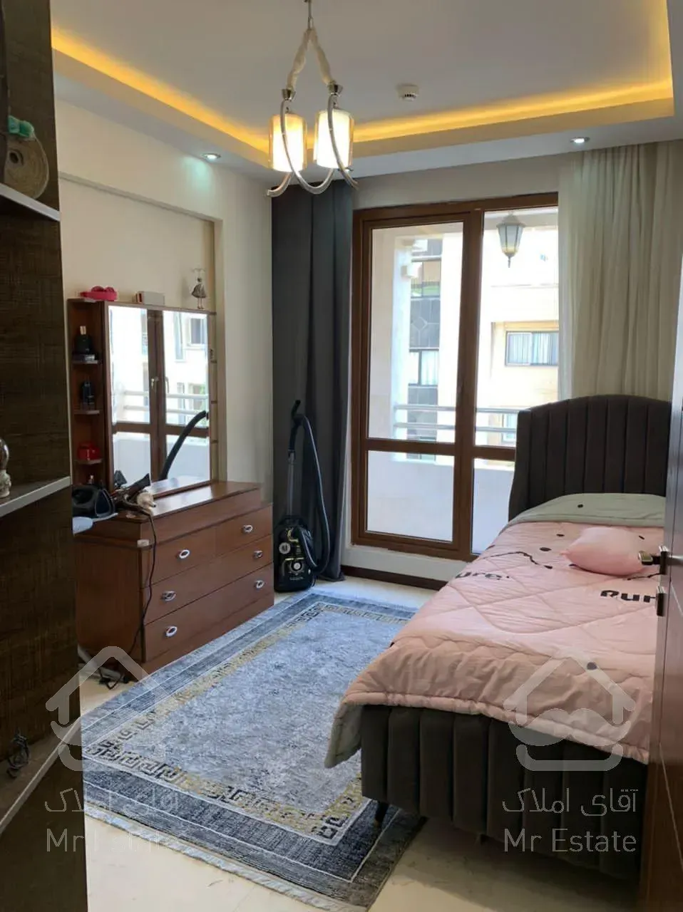 دیباجی جنوبی 180 متر  با پلان ژورنالی