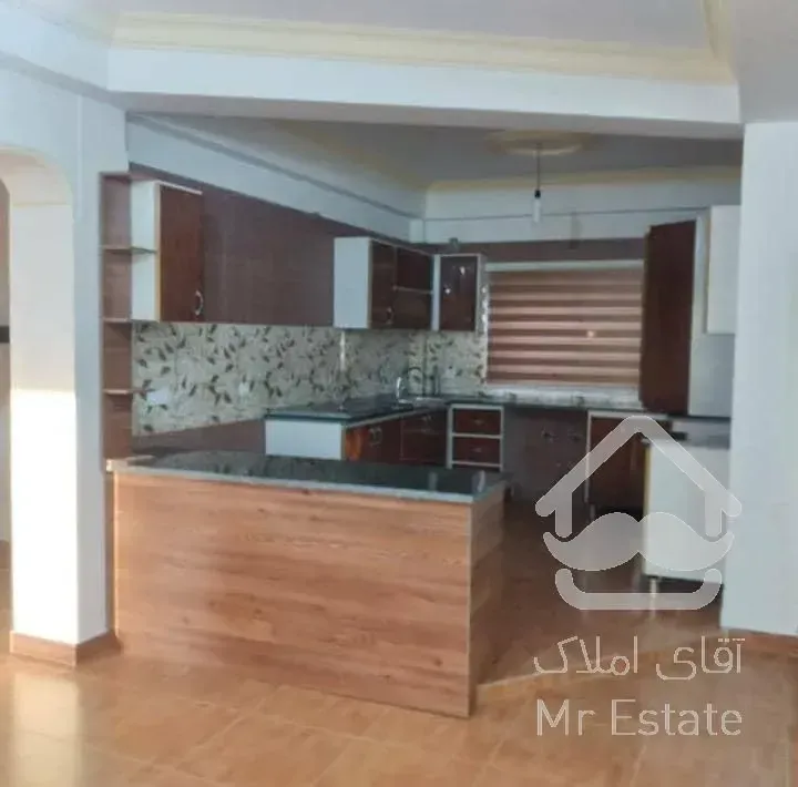 فروش ویلا دو طبقه دو واحد مجزا 250 متر عباس آباد