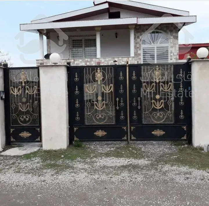 فروش ویلا دو طبقه دو واحد مجزا 250 متر عباس آباد