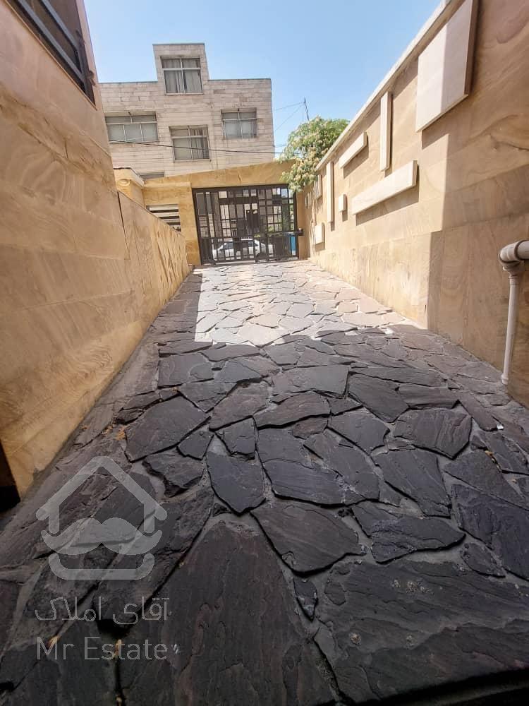 ۹۰ متر دو خواب نور مستقیم پونک