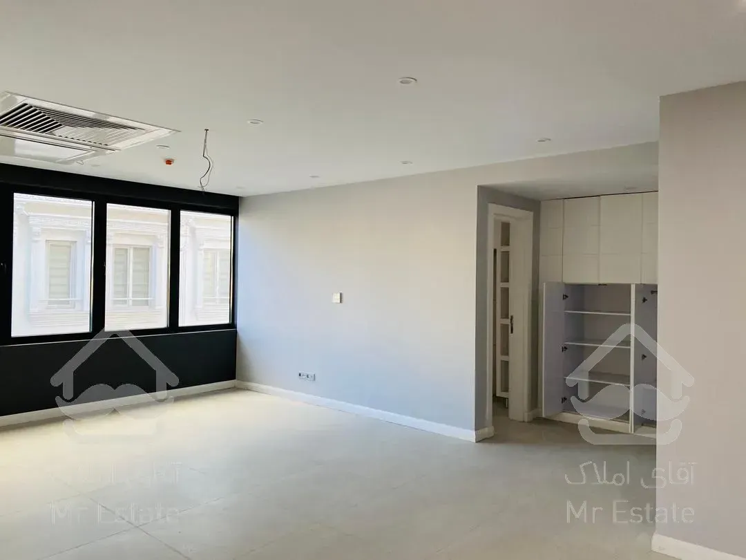 آپارتمان ۹۵ متری نوساز با موقعیت اداری