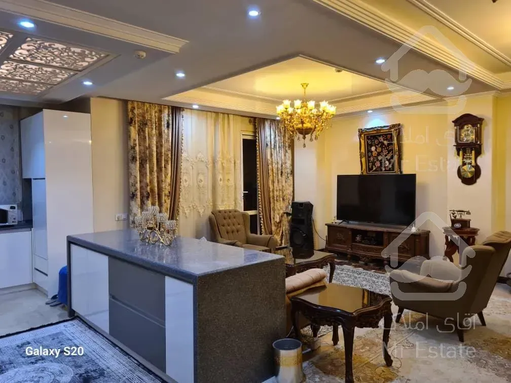 ۱۴۲ متر ۳ سال ساخت، ۲ طرف نور در سعادت‌آباد