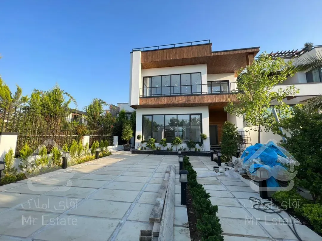 خرید ویلا استخردار شمال نوساز مدرن 390 متر عباس آباد