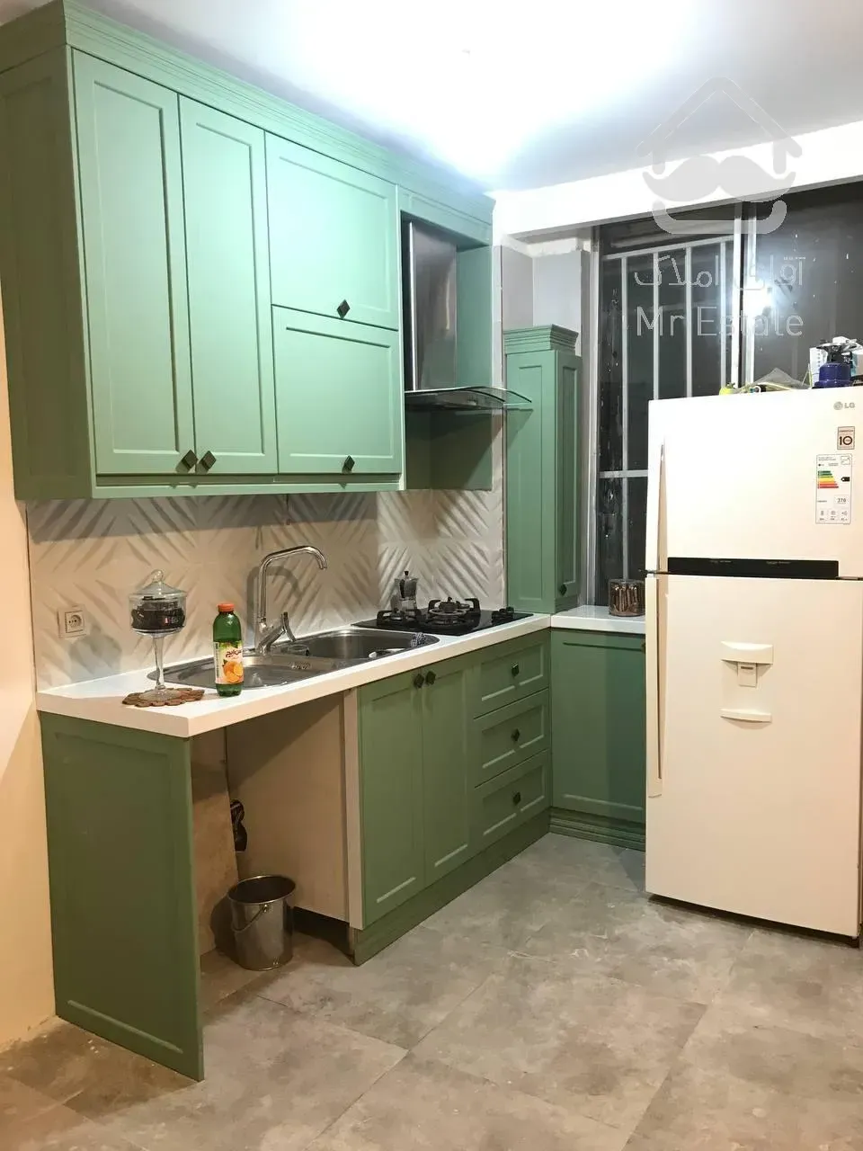 ۱۴۲ متر ۳ خواب مفتح جنوبی