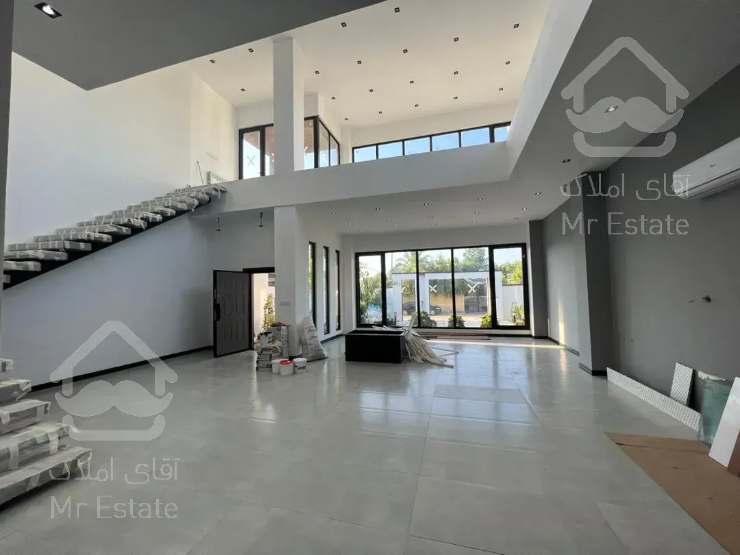 خرید ویلا استخردار شمال نوساز مدرن 390 متر عباس آباد