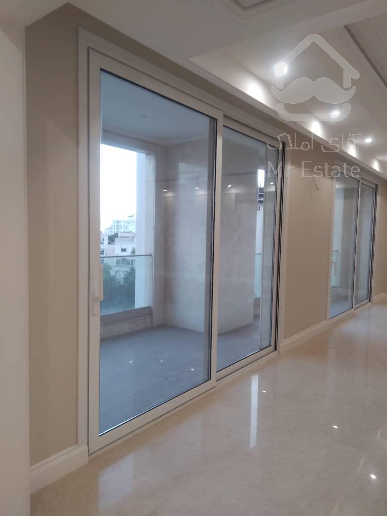 آپارتمان ۳۲۵متری فول مشاعات برای فروش در نیاوران