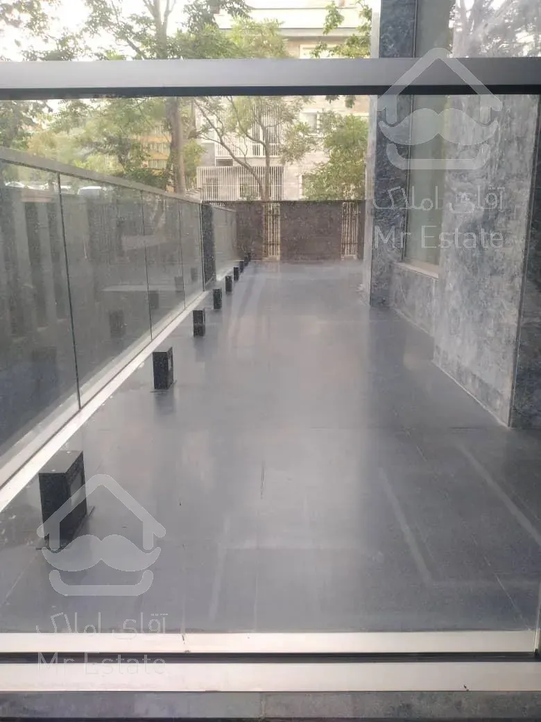 فروش ۳۲۰ متر آپارتمان / ۴ خوابه / ۳ خواب مستر