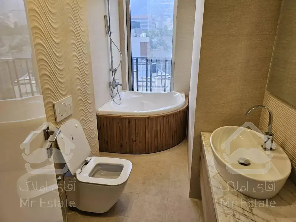 فروش ۳۲۰ متر آپارتمان / ۴ خوابه / ۳ خواب مستر