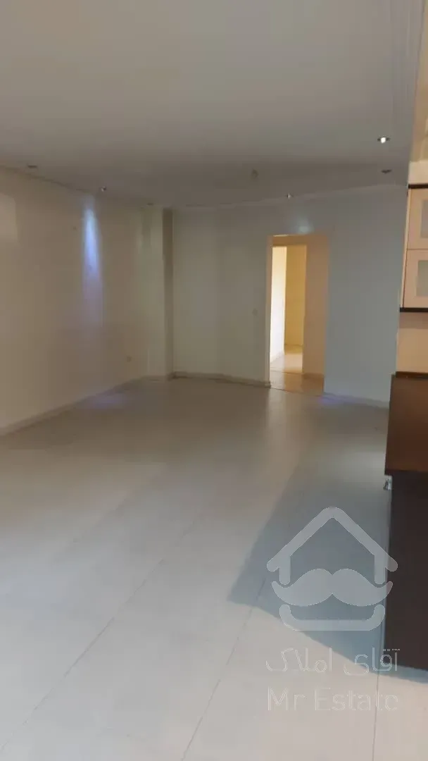 فروش 110 متر اختیاریه