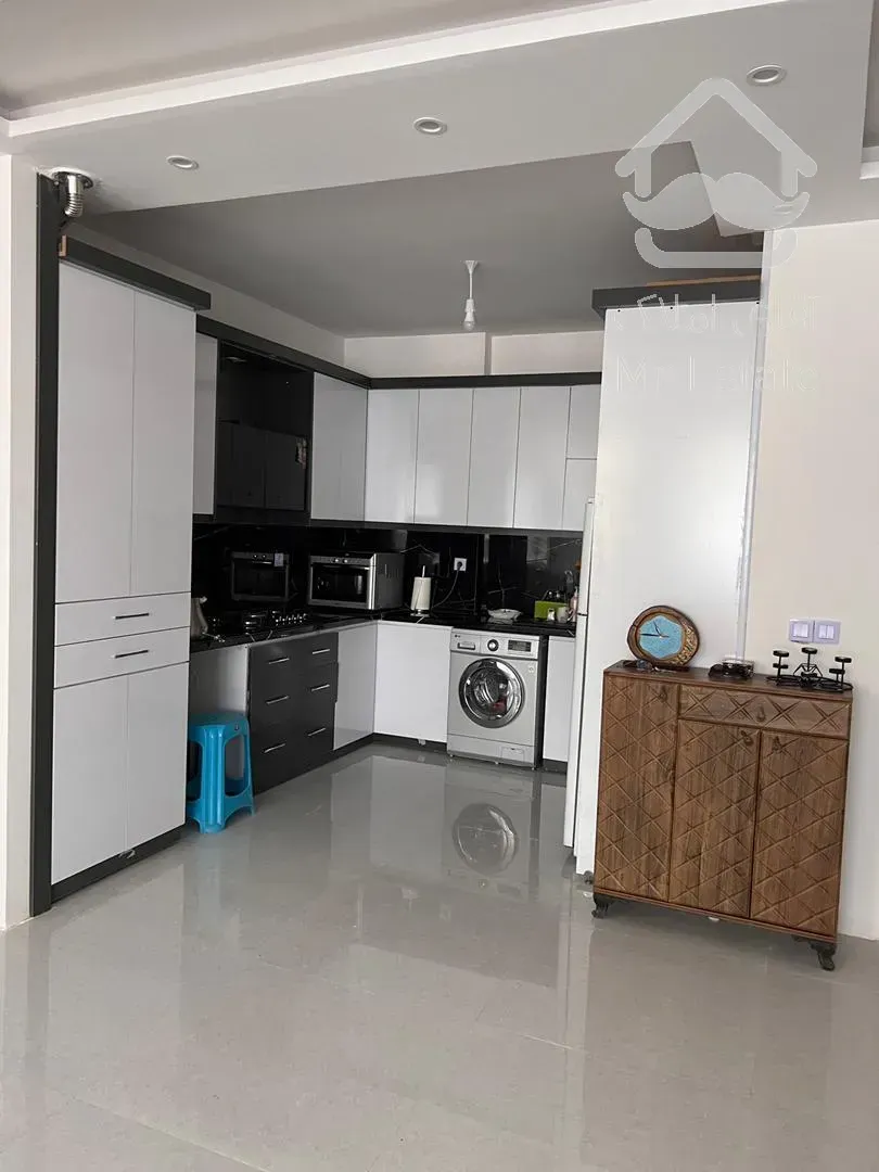 اپارتمان ۹۳متر دوخواب نورگیر سرنبش