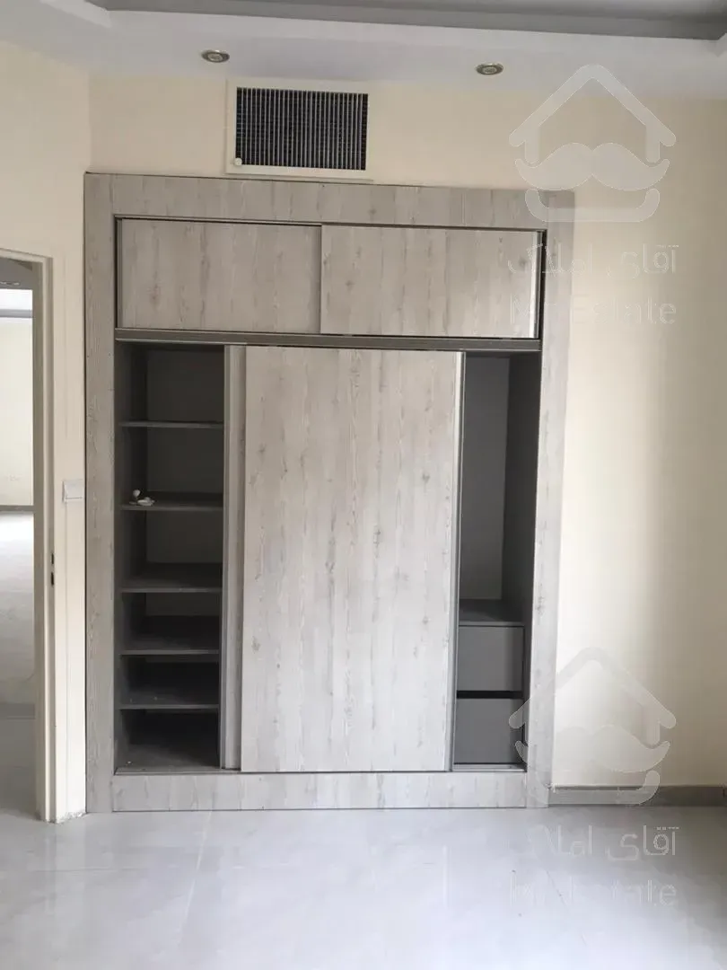 آپارتمان 125 متری برای فروش در اندرزگو