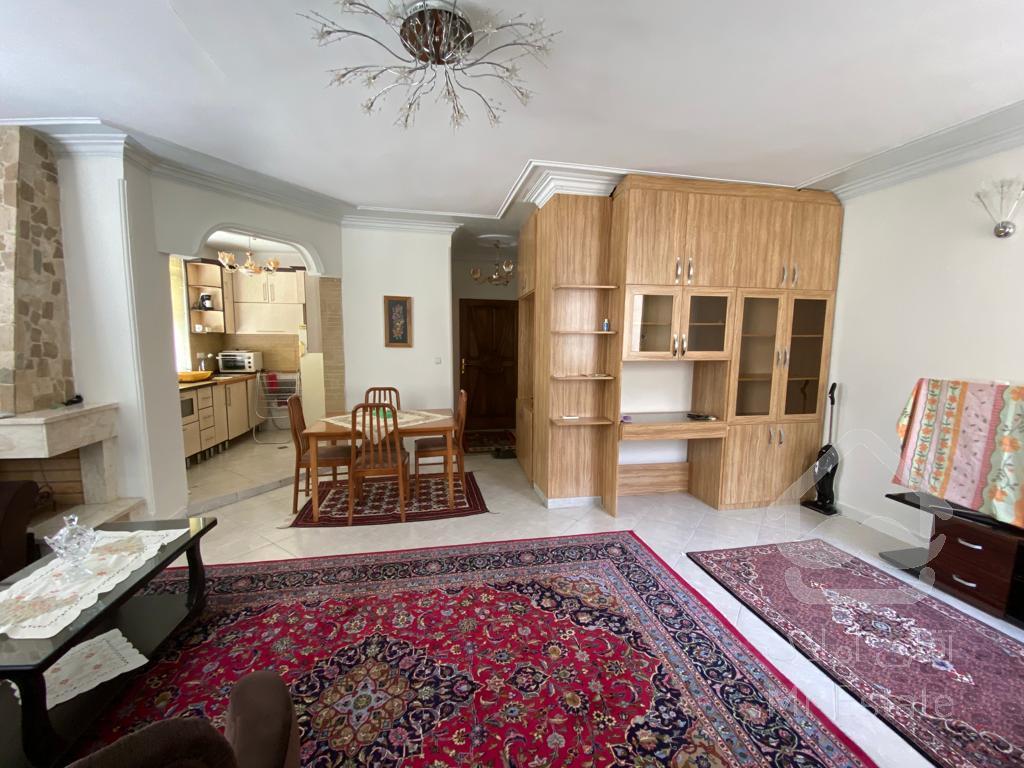 واحد ۶۰ متری فول امکانات