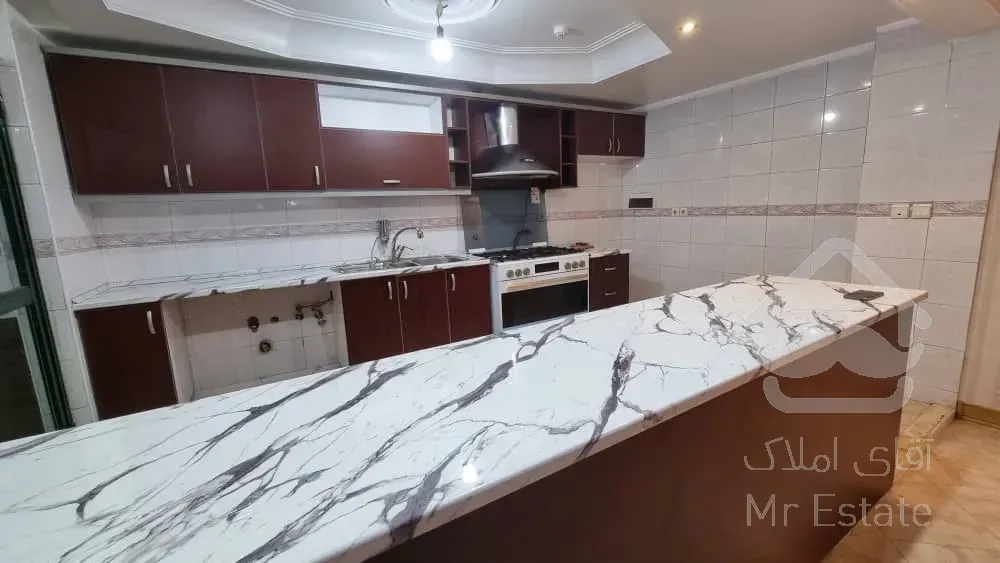 150 متر اجاره اختیاریه