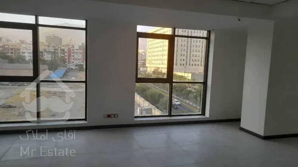 فروش در پارک اداری / موقعیت اداری / سند اداری / متراژ متنوع