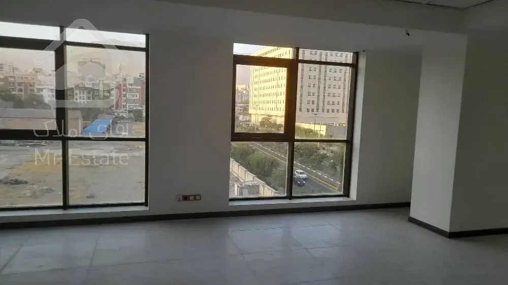 فروش در پارک اداری / موقعیت اداری / سند اداری / متراژ متنوع