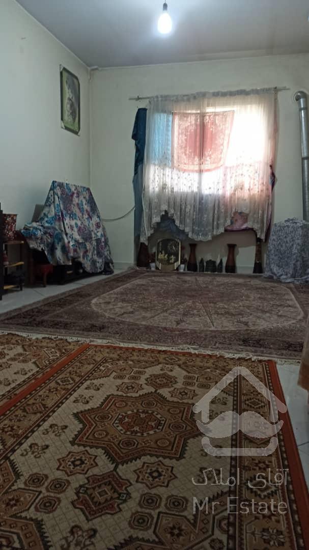 ۶۰ متر. دو خواب. پارکینگدار. طلا