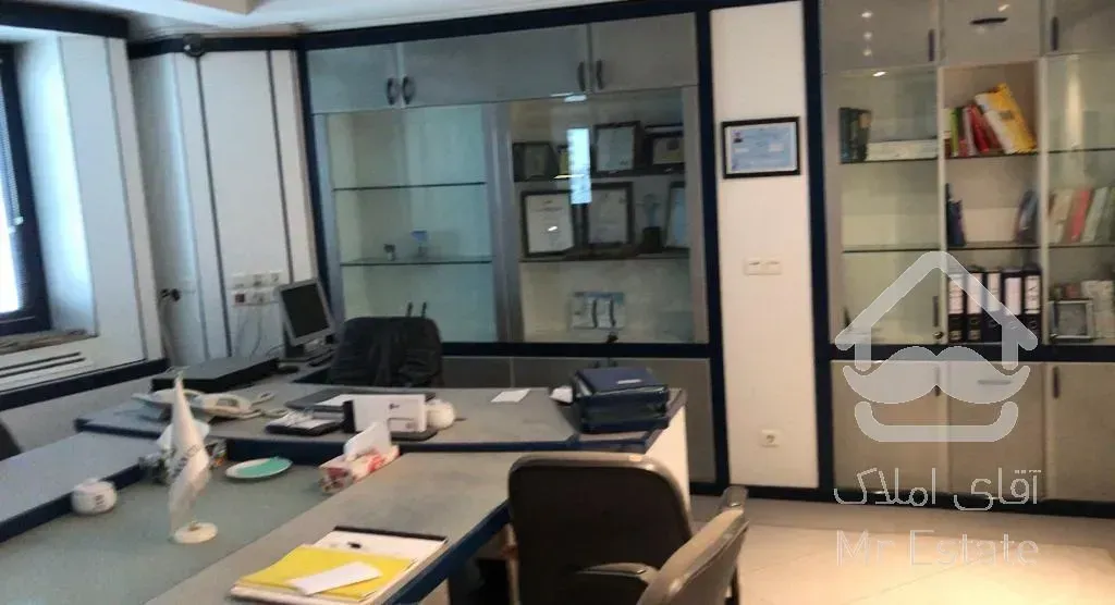 اجاره آپارتمان اداری ۱۰۰ متری در فرمانیه شرقی /منطقه ۱