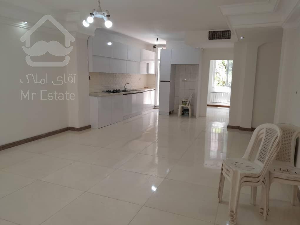 ۷۵ متر، غرق نور