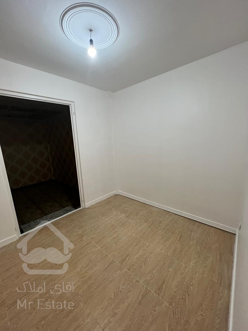 ۴۱ متر همکف انباری و بالکن