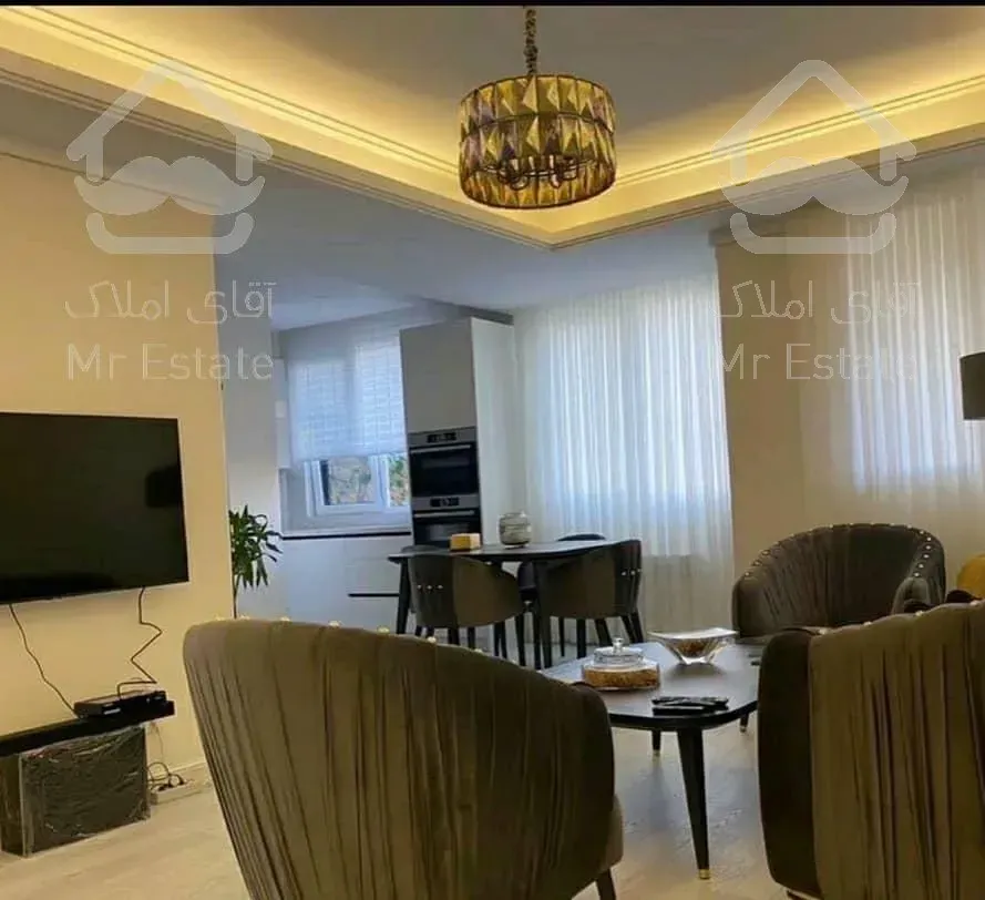 ۸۵ متر /فول امکانات/سالن پرده خور/نما تراورتن