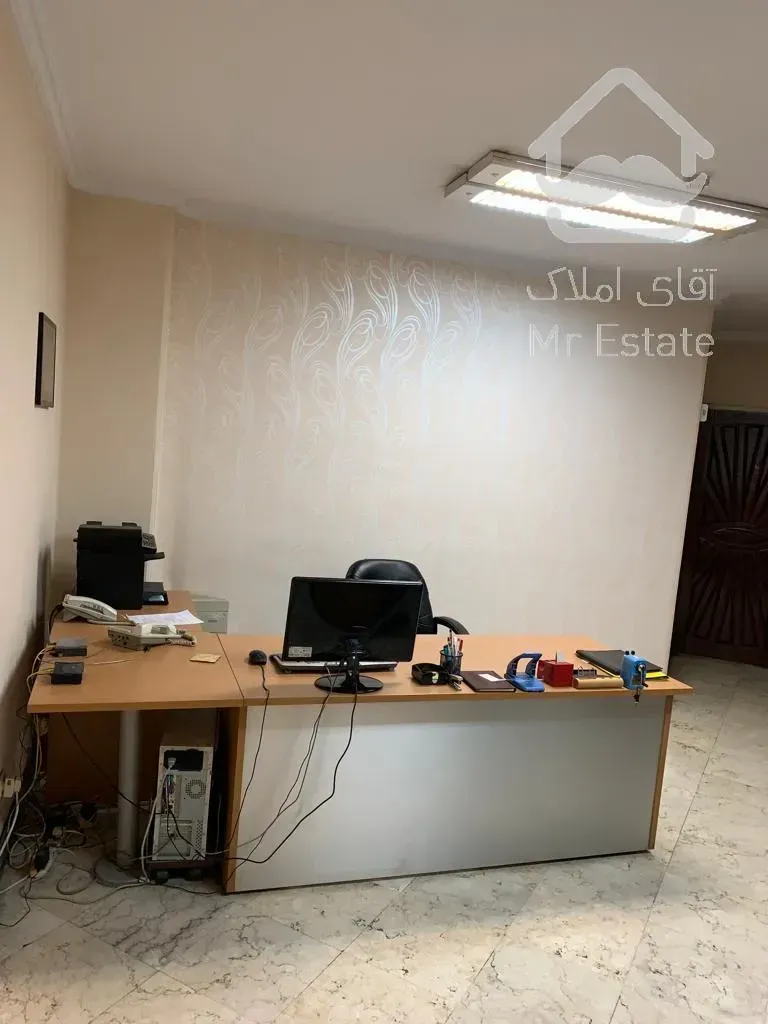 ولیعصر موقعیت اداری 105 متری با سند اداری