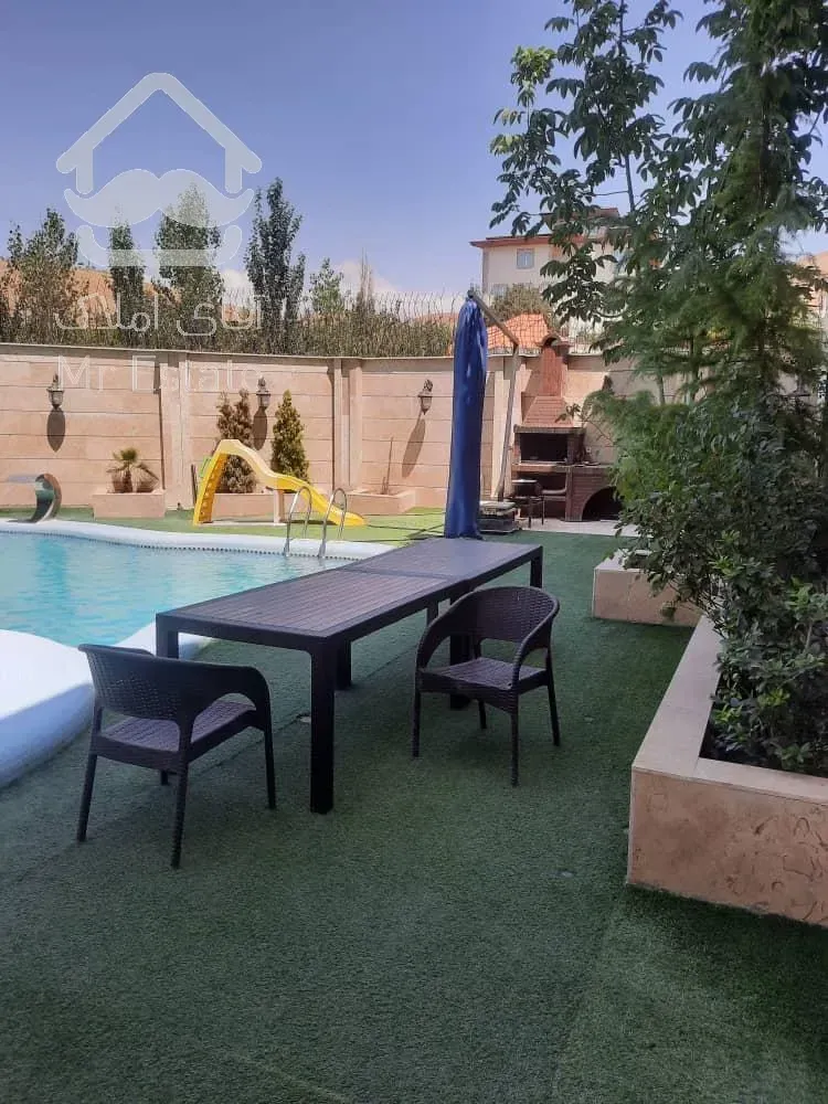 1000 متر ویلا مبله