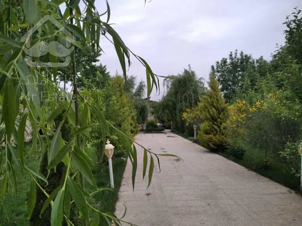 ویلا باغچه ۴۶۰۰ر۳۰۰ م بنا کردان چهارباغ