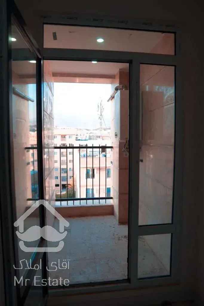 ۸۷ متر ۲خواب ویو دار شمس اباد