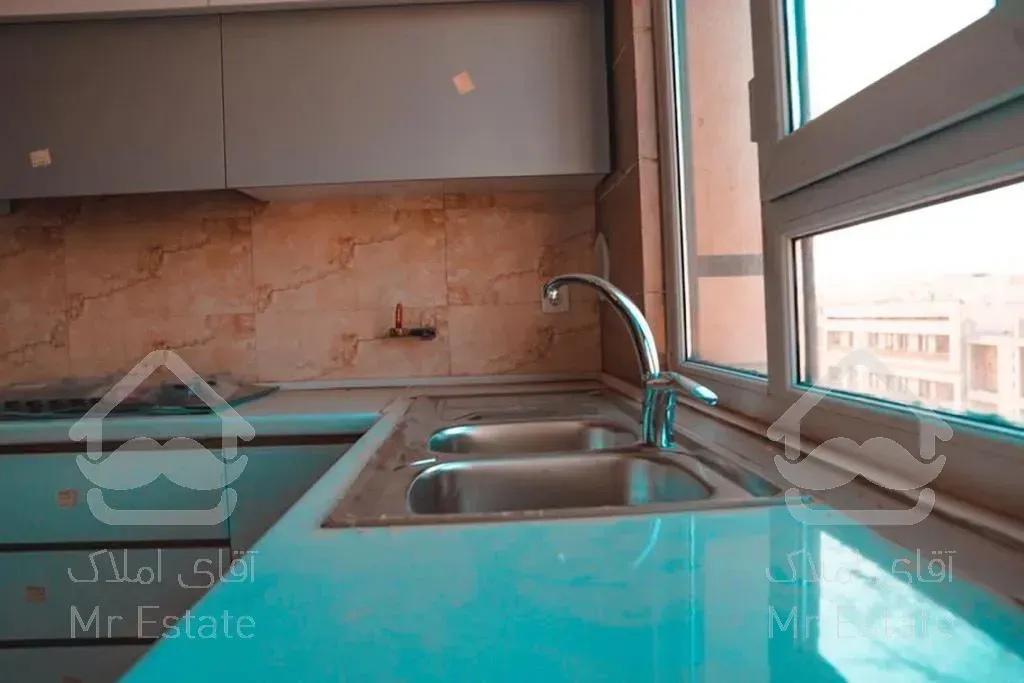 ۸۷ متر ۲خواب ویو دار شمس اباد