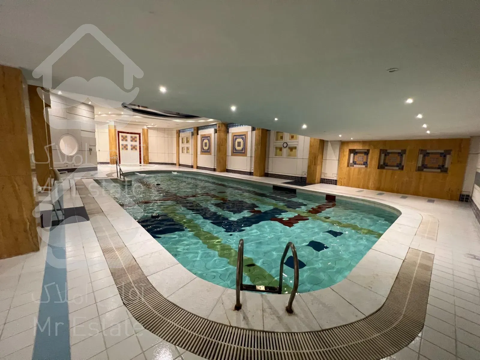 اجاره واحد ۳۲۰ متری در فرمانیه برج