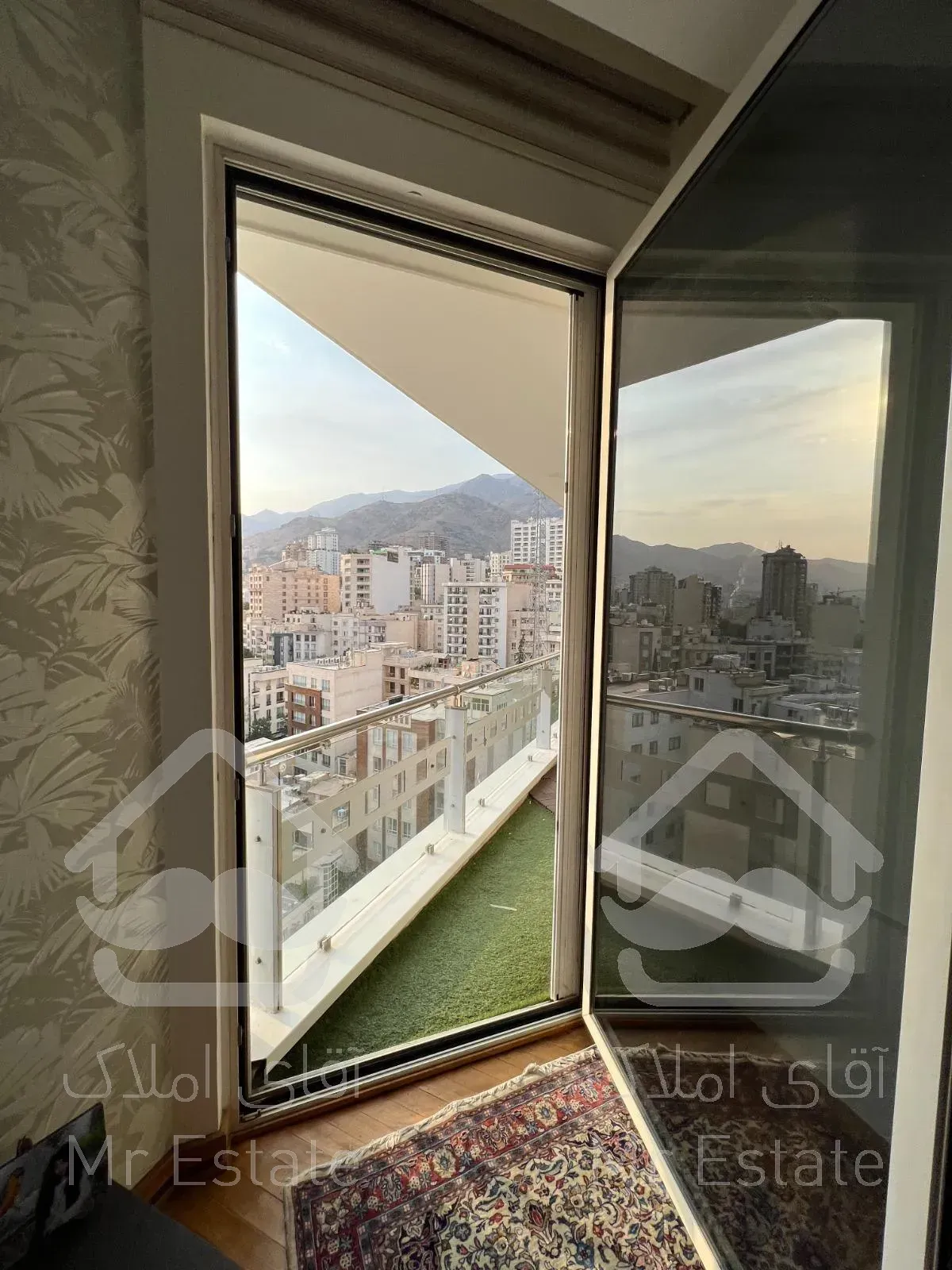 اجاره واحد ۳۲۰ متری در فرمانیه برج