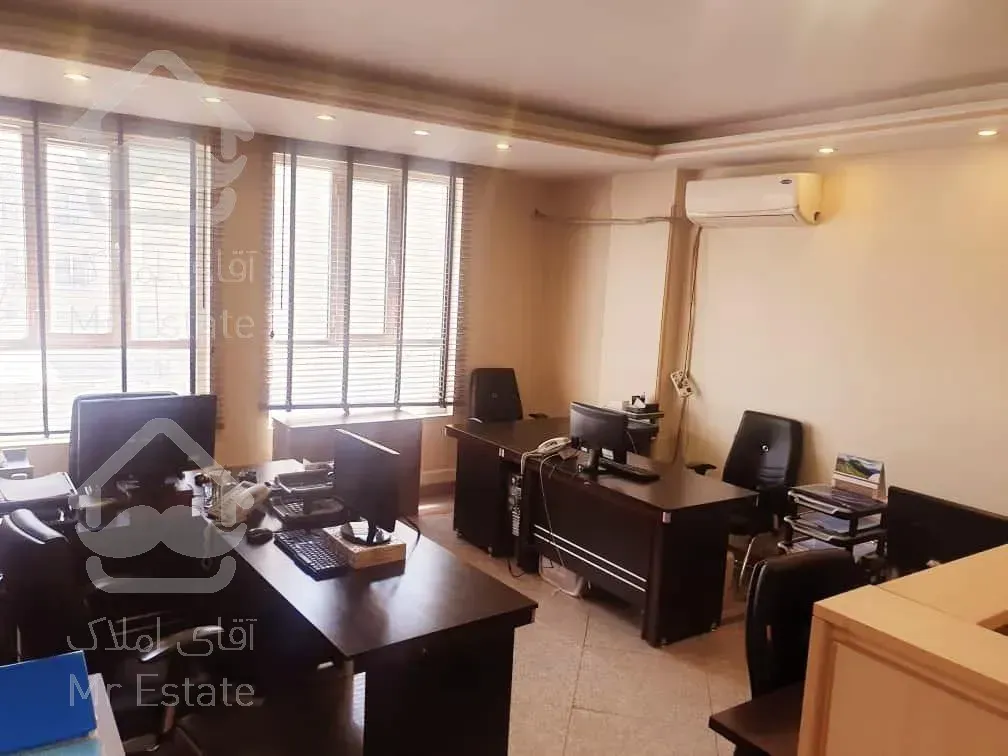 ۱۵۱متر موقعیت اداری/ ۶سال/ ۲پارکینگ/ جردن/ بر بلوار برند/ فوری