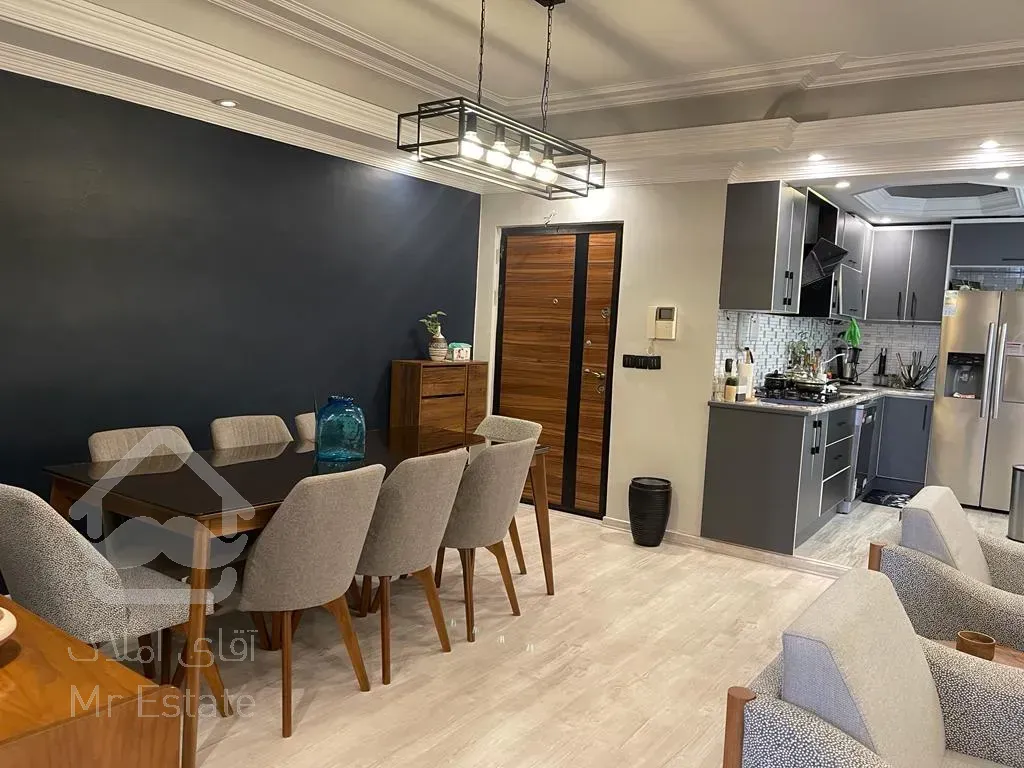 فروش آپارتمان ۱۲۰متر ۲خواب حیاط در اختیار همیلا