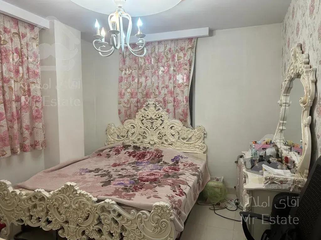۹۰ متر ۲ خواب /فول امکانات/سالن پرده خور
