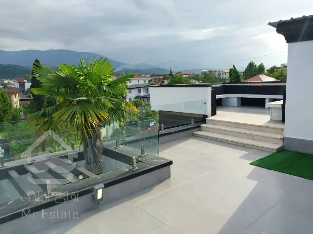 فروش ویلا مدرن۳۰۰متری لتینگان