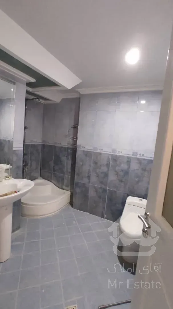 اجاره آپارتمان ۲۰۰ متر ۳ خوابه در جردن