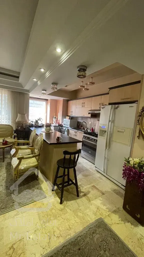 اجاره اپارتمان  ۸۱ متر فول امکانات