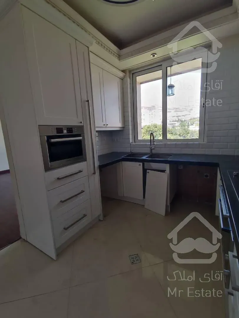 واحد ۱۱۰ متری براصلی ظفر