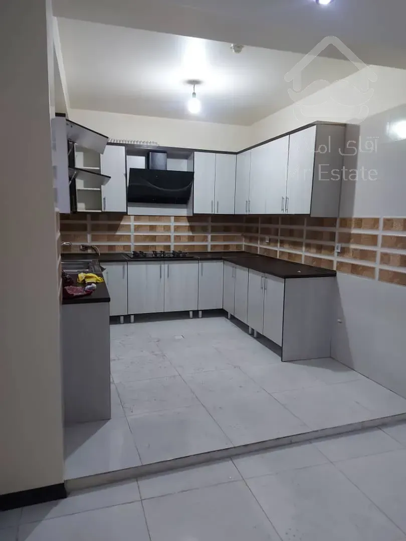 فروش 160 متری جهانتاب