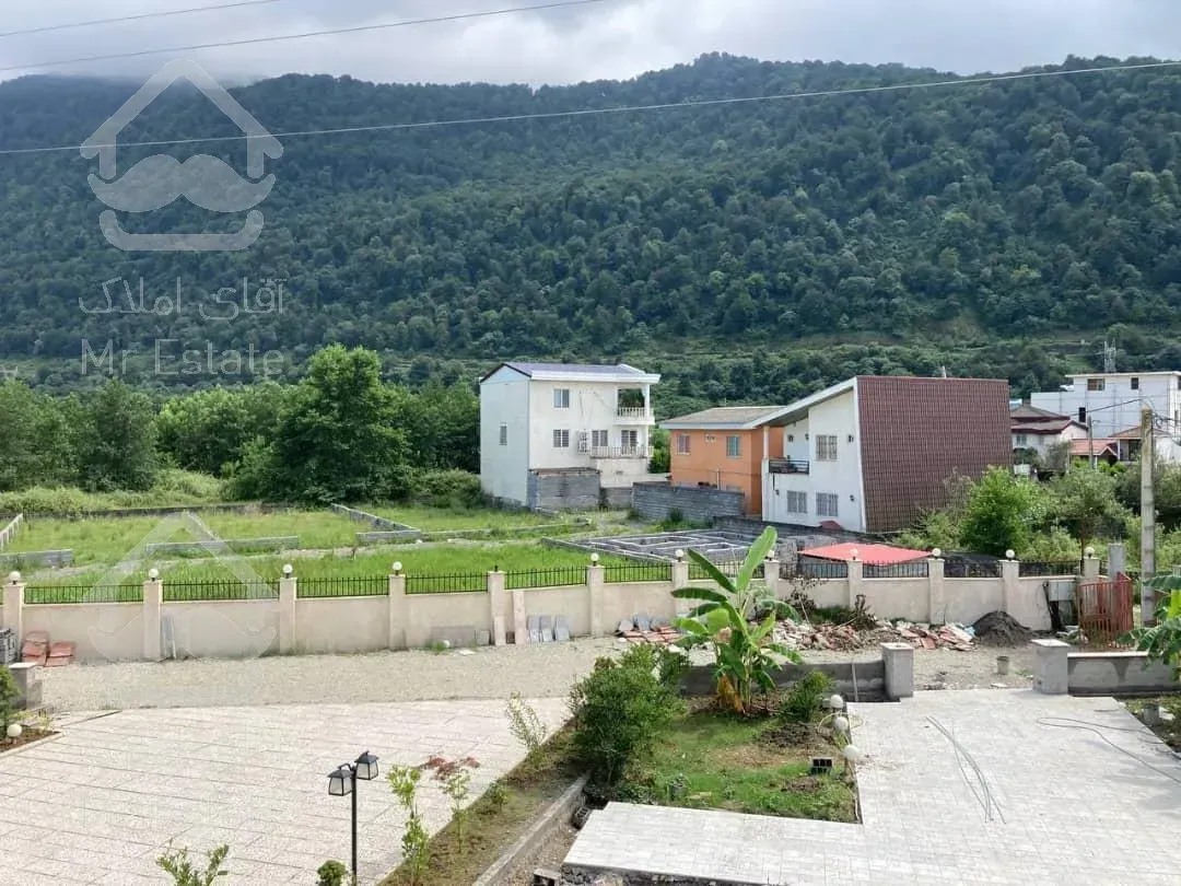 نوشهر / ویلا  زمین/ ۳۳۰ متر زیر بنا۵۷۰