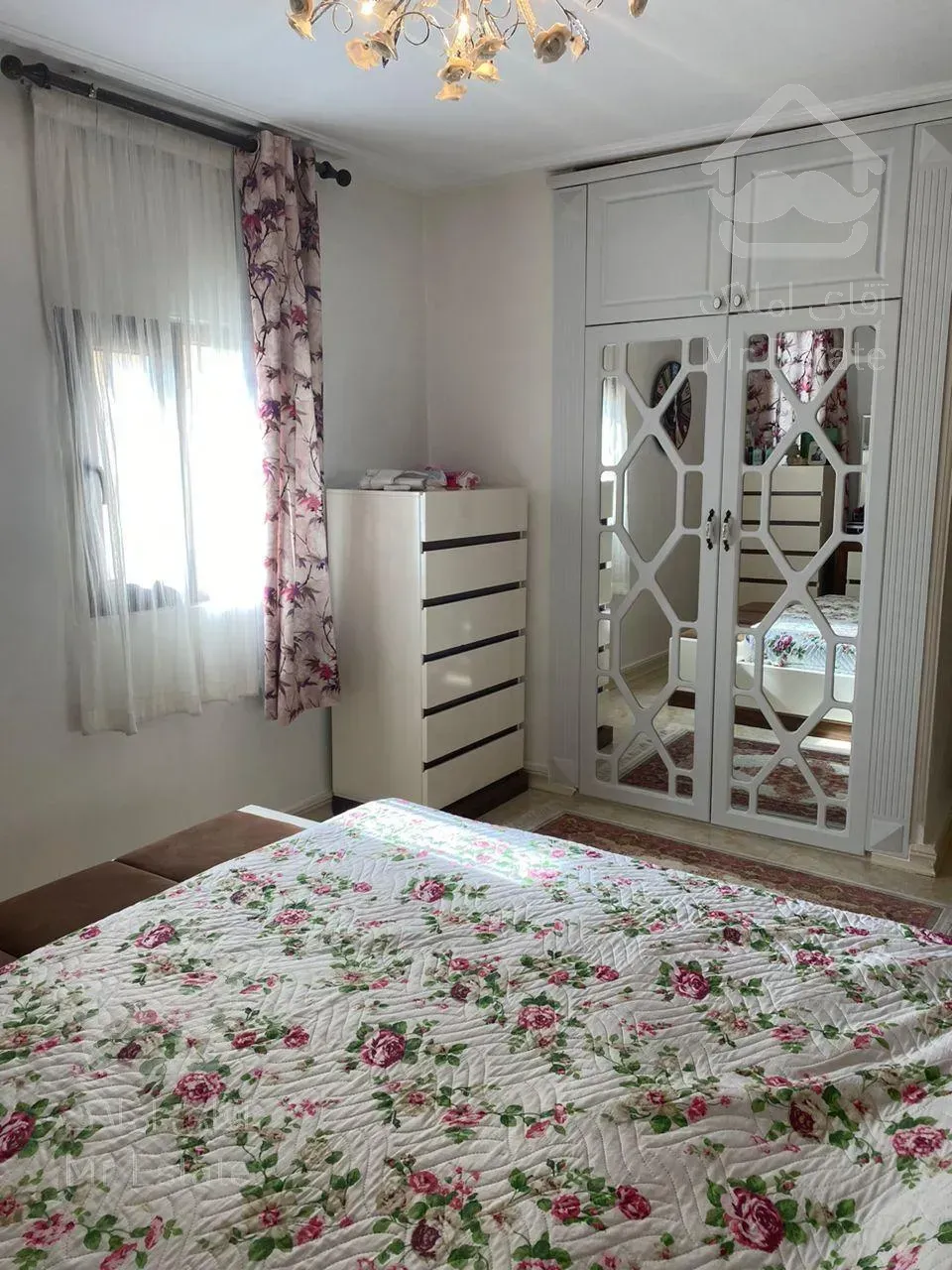 فروش ۱۰۵متر فول نوسازی شده سعادت آباد