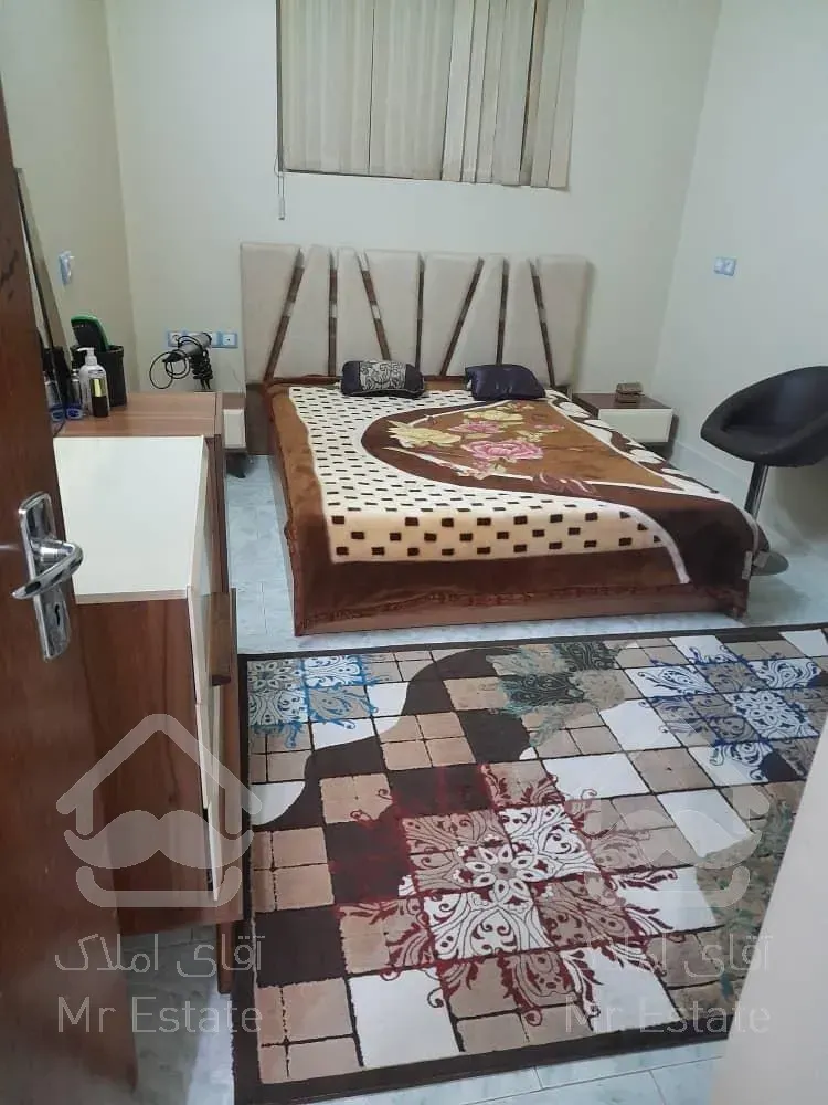 آپارتمان ۱۴۰متری دوخوابه بسیار تمیز